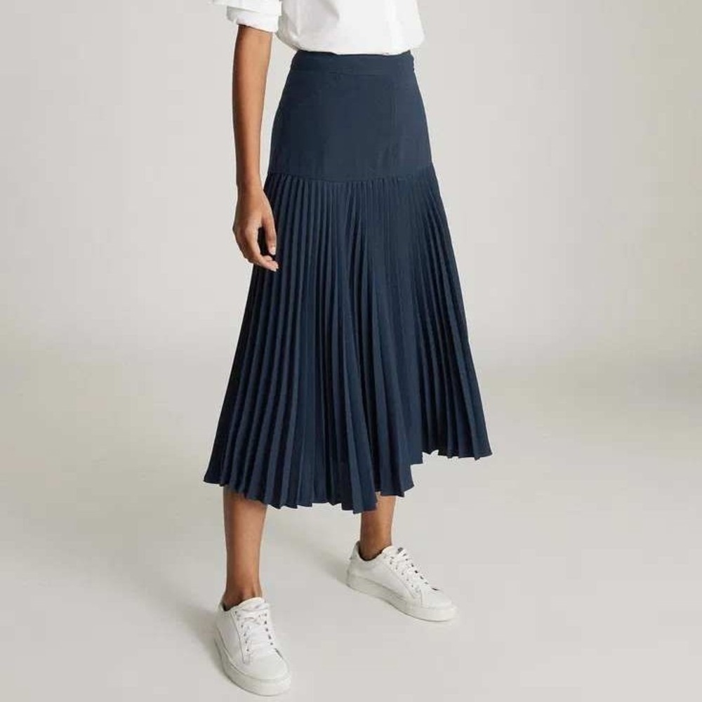 REISS Navy Davina Pleated Midi Skirt Side Slit Preppy Academia Size 6